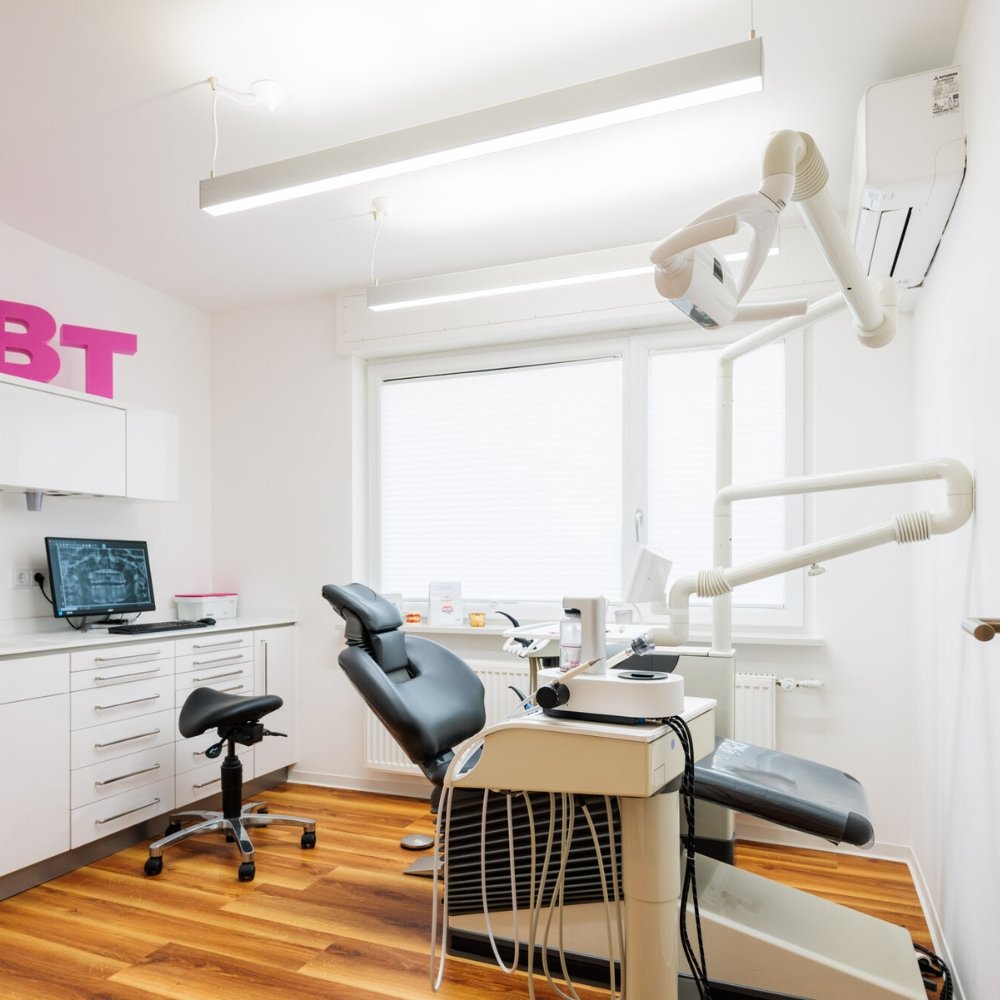 Behandlungsraumleuchte TWIN Dent-1