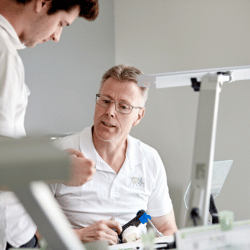 Bewertung für LED Gelenkleuchten im Dentallabor