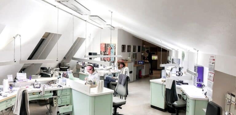 Präzisionsarbeit im Dentallabor – Projektbericht Beitragsbild
